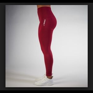 GYMSHARK BEET SEAMLESS LEGGINGS